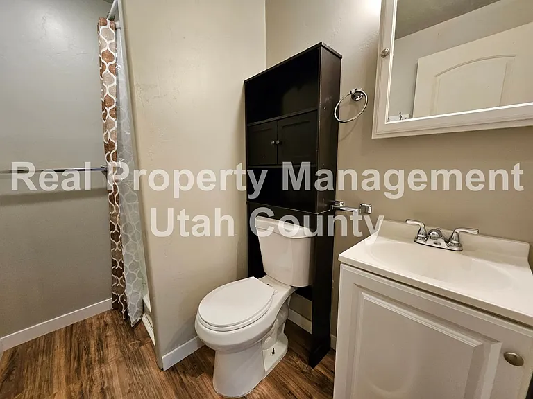 1708 E Ridgefield Rd — Photo 27