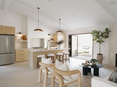 1916 Laurel Rd, Oceanside, CA, 92054