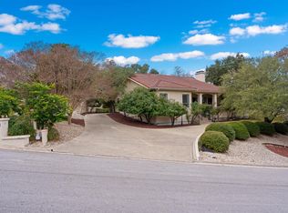 315 Lakewood Dr, Kerrville, TX 78028