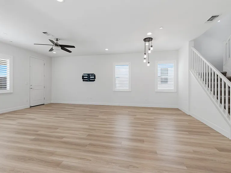 3004 Ellis Town Dr — Photo 6