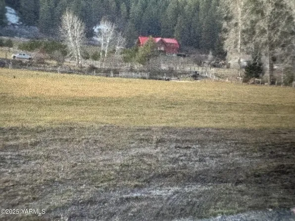 Nna Nile Rd, Naches, WA 98937