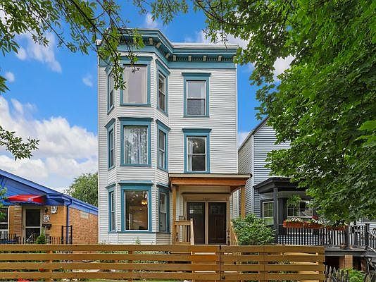 1st image of 2426 N Hamlin Ave #1