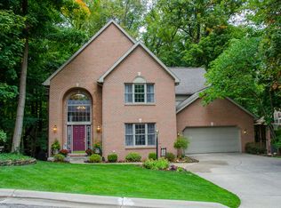 2201 Trailridge S, Mishawaka, IN 46544