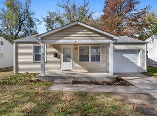 1133 S Waverly Rd, Wichita, KS 67218