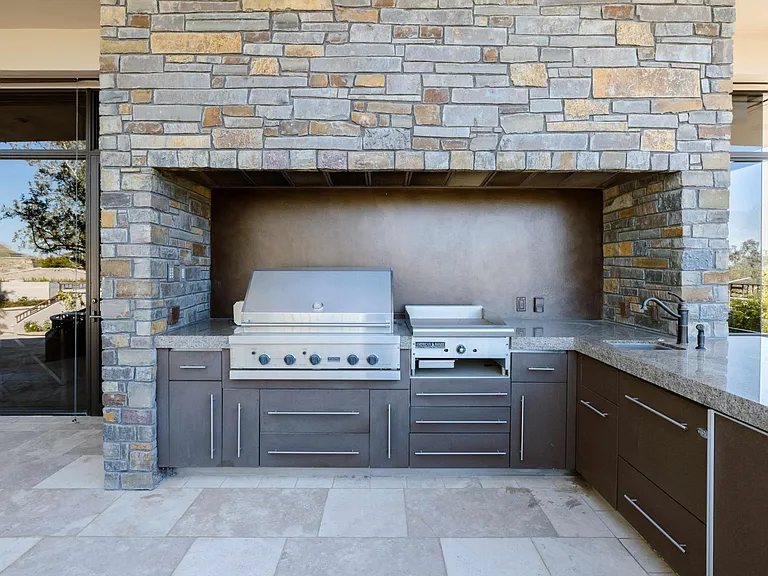 7451 N Las Brisas Ln — Photo 18