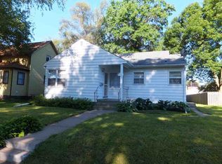 1218 S Nevada Ave, Davenport, IA 52802