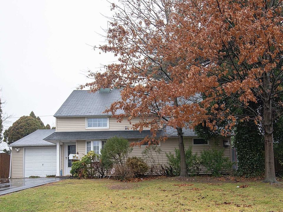 1st image of 227 W Cypress Ln