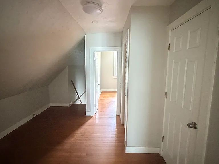 198 Wolcott St #2 — Photo 13