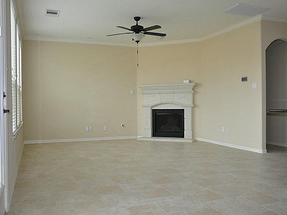 2nd image of 18015 Tall Chestnut St