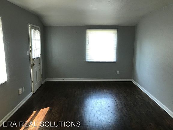 3rd image of 262 S Powell Ave