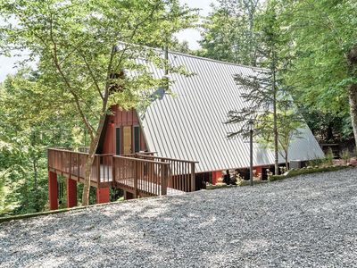 260 Fox Hunter Ln, Brasstown, NC, 28902