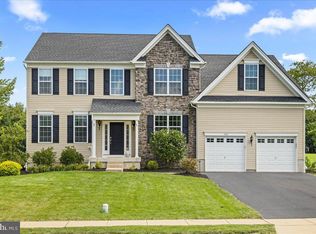 1107 Berthas Way, Perkasie, PA 18944