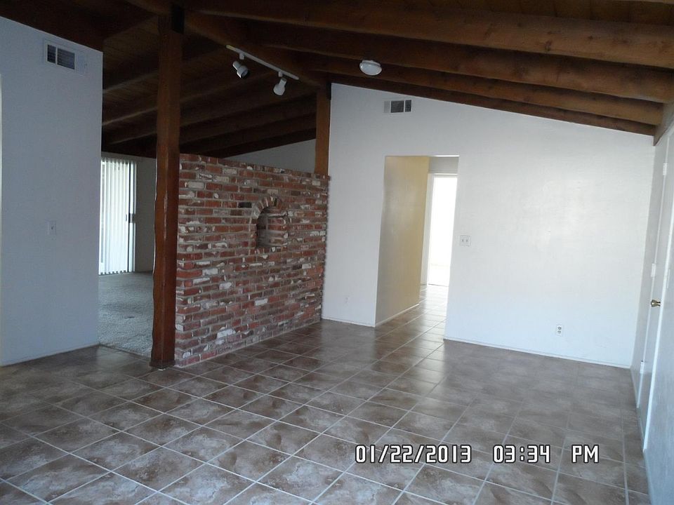 2nd image of 12735 Golf Course Dr