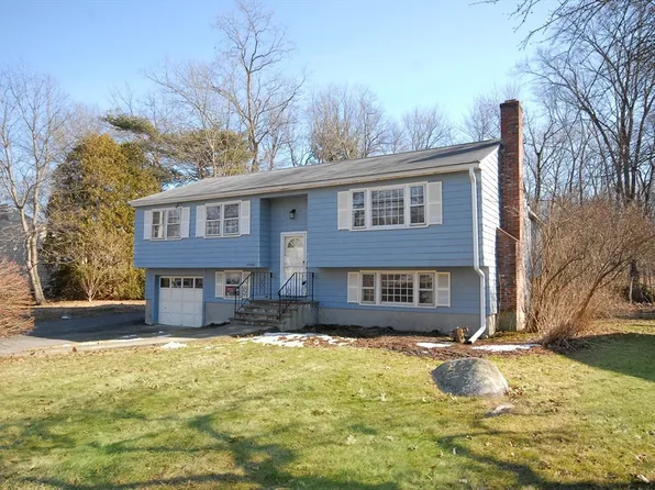 42 George St, Littleton, MA 01460