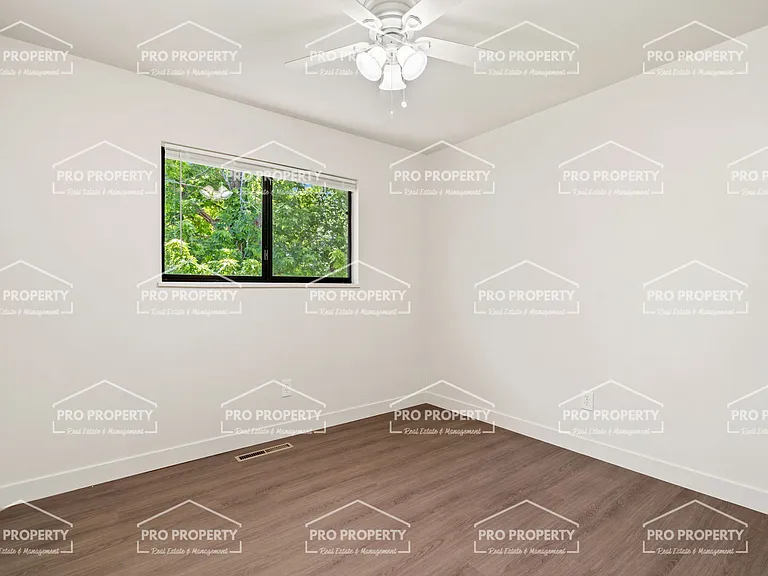 2576 Gilpin Ct — Photo 12