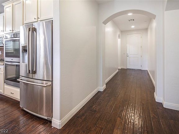5th image of 461 Via Palermo Dr