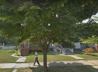 18 Forest St, River Rouge, MI 48218