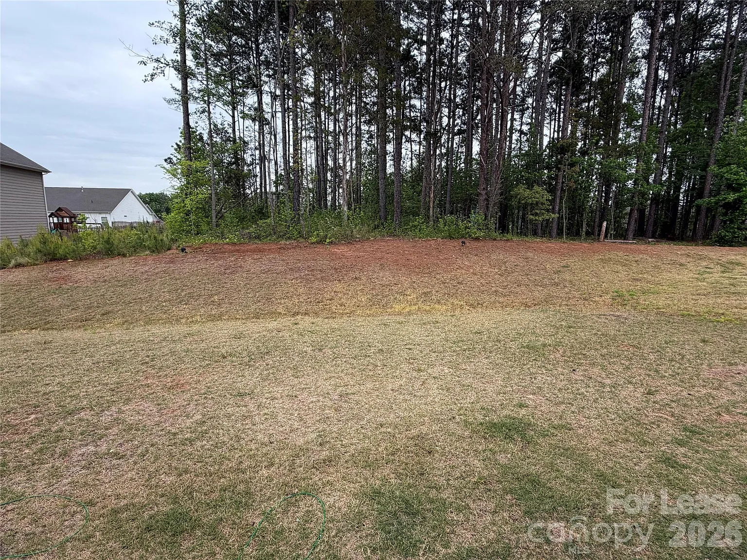 5 bed, 3.0 bath, $3,000 — Photo 3
