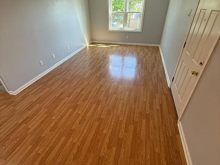 14 Saratoga Ave — Photo 6