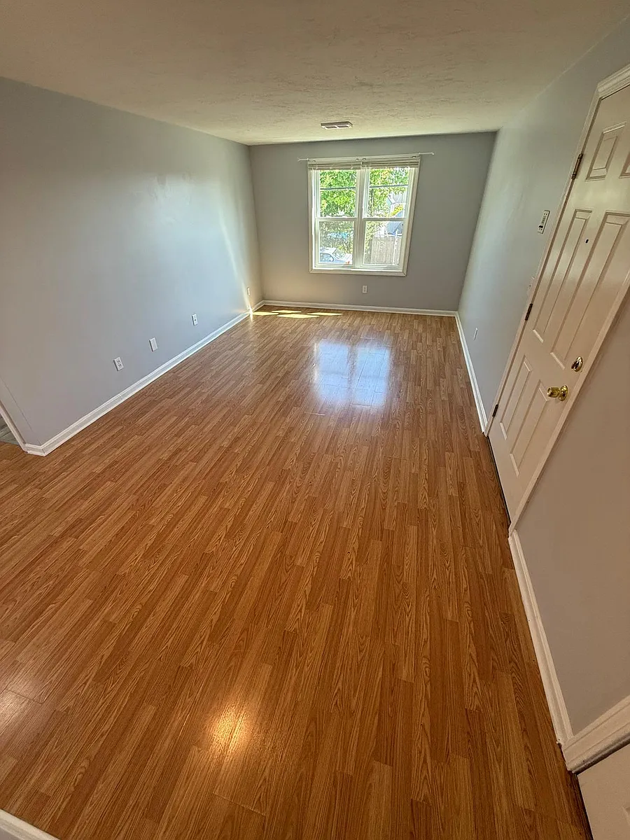Building Photo - 26 Saratoga Ave #4