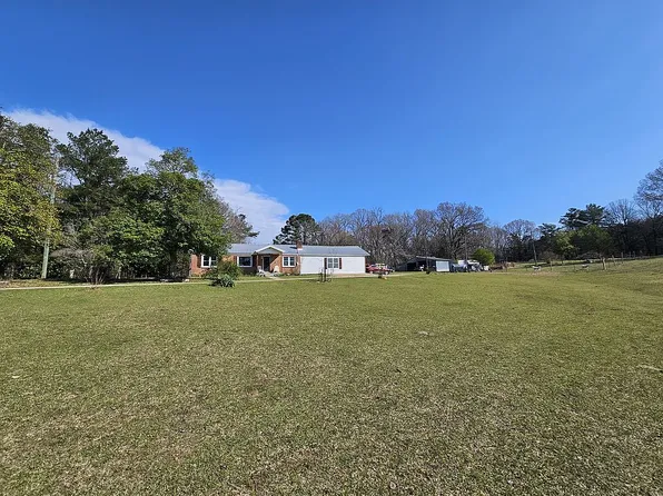 98 County Road 518, Como, MS 38619