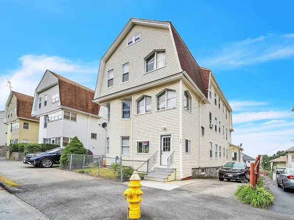 42 Sterling St, Worcester, MA 01610