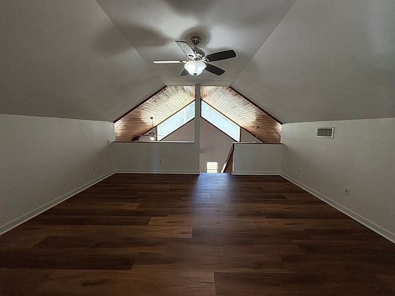 5th image of 137 Tupelo Dr
