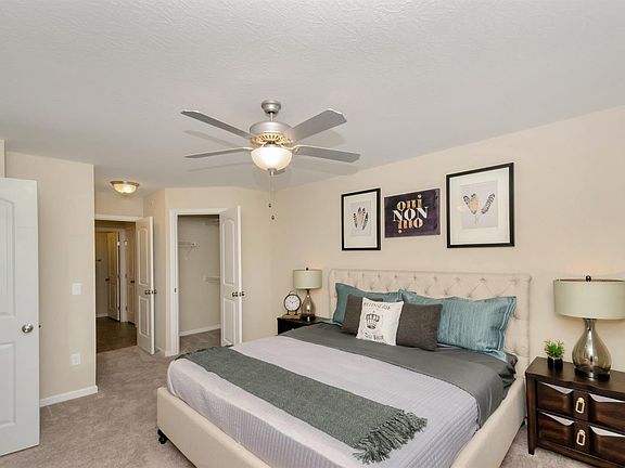 4th image of 1410 Riviera Dr #23201