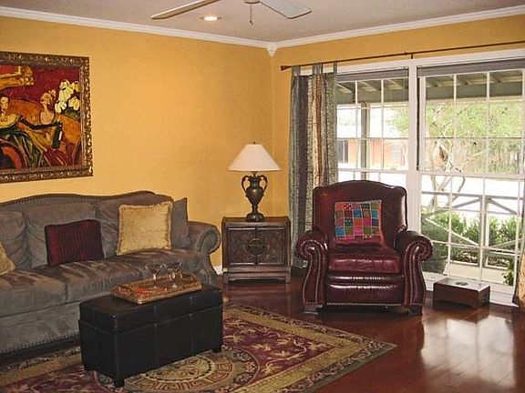 4th image of 5714 Marilyn Dr