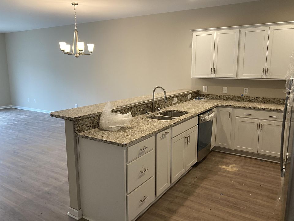 2nd image of 213 Briarcliff Ct #1