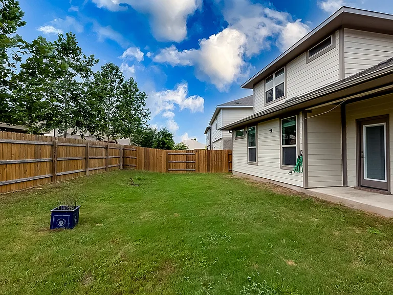 14314 McCoy Loop — Photo 34