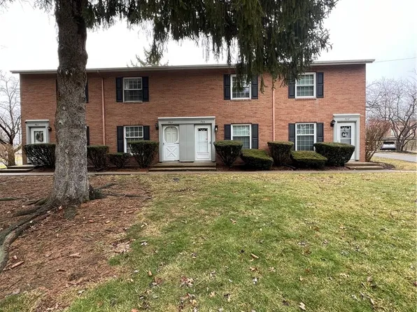 705 Lakeview Dr, Cortland, OH 44410