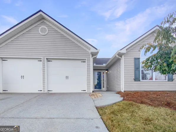 512 Highland Falls Dr, Hiram, GA 30141