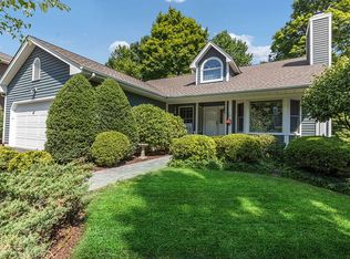 75 Autumn Ridge Rd, Bedminster, NJ 07921