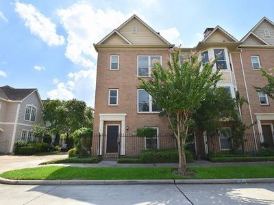 1706 Dennis St, Houston, TX, 77004
