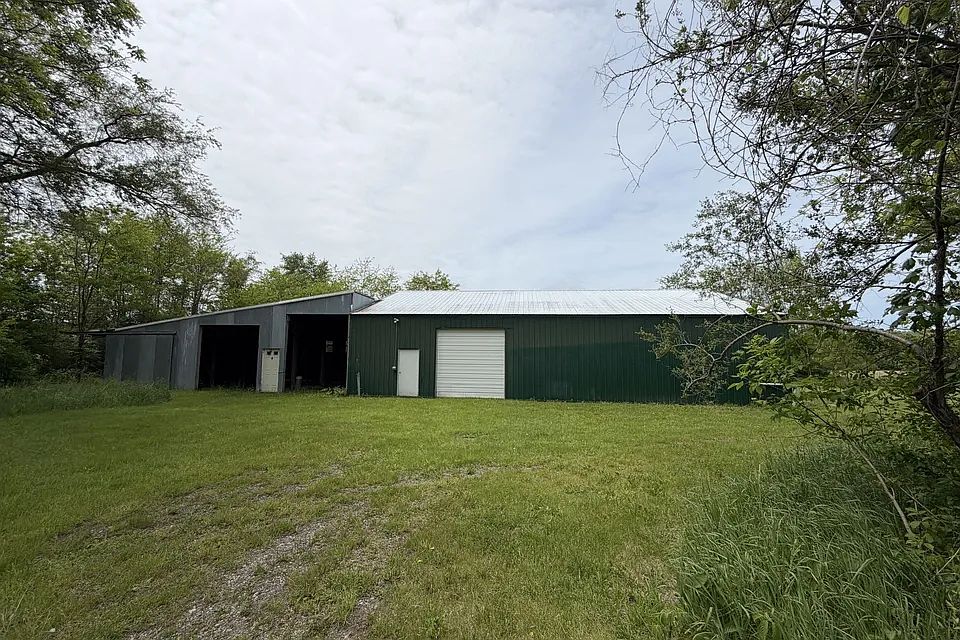 1st image of 7130 Platt Rd #6
