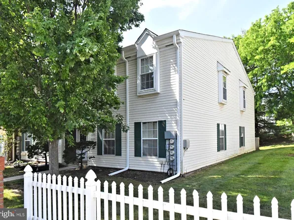 1108B Jefferson Ct, Lansdale, PA 19446