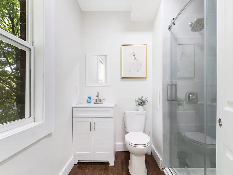 13476 Clifton Blvd #206 — Photo 5