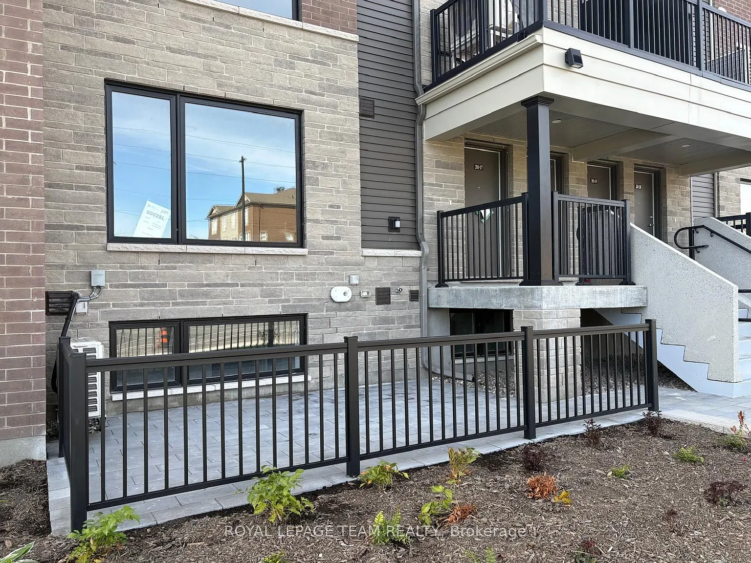 2 bed, $2,150 — Photo 1