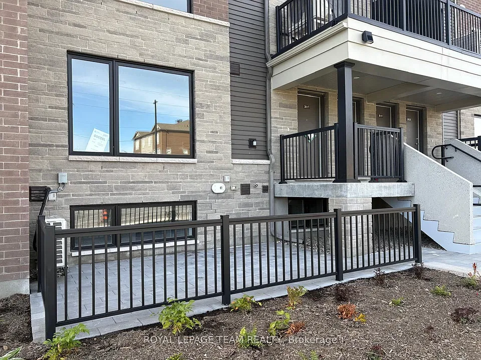 201 Glenroy Gilbert Dr #17