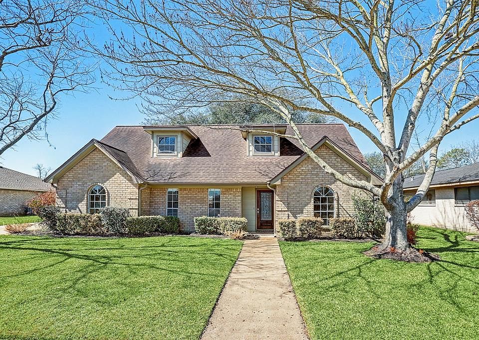 1st image of 406 Gentilly Dr