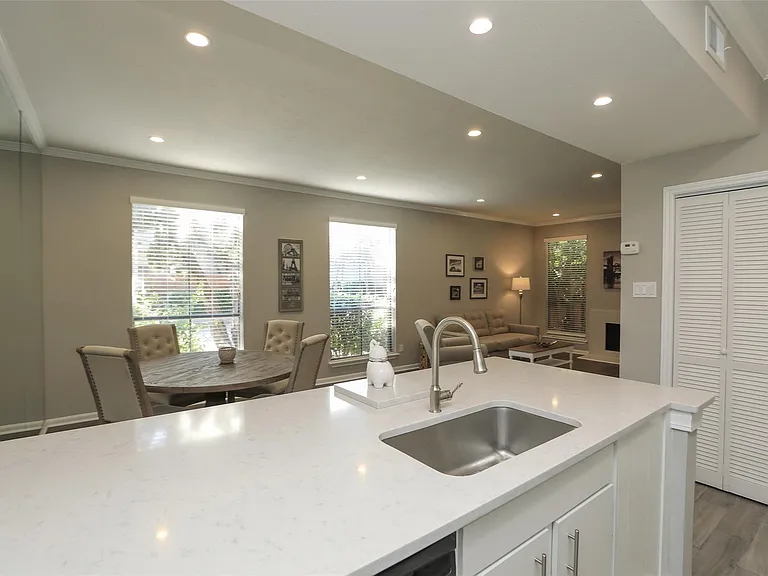 1201 McDuffie St #211 — Photo 17