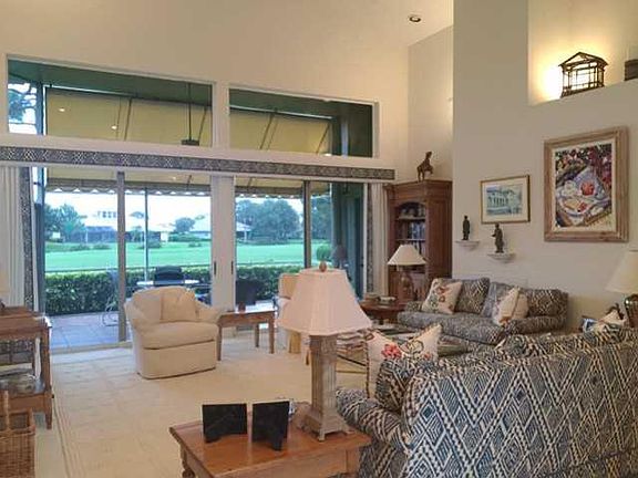 2nd image of 2013 NW Laurel Oak Ln