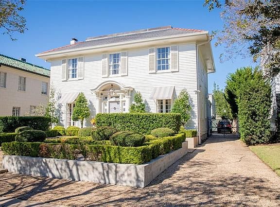 2nd image of 34 Audubon Blvd