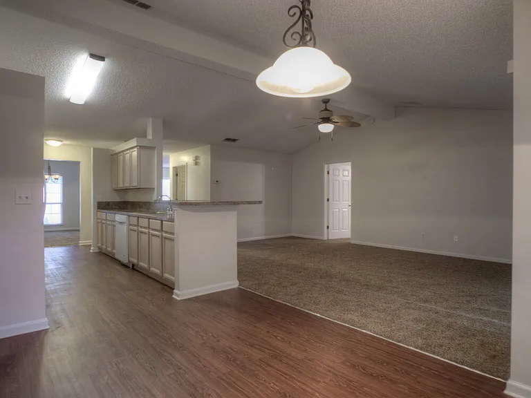 1336 Marsh Grass Ct — Photo 10