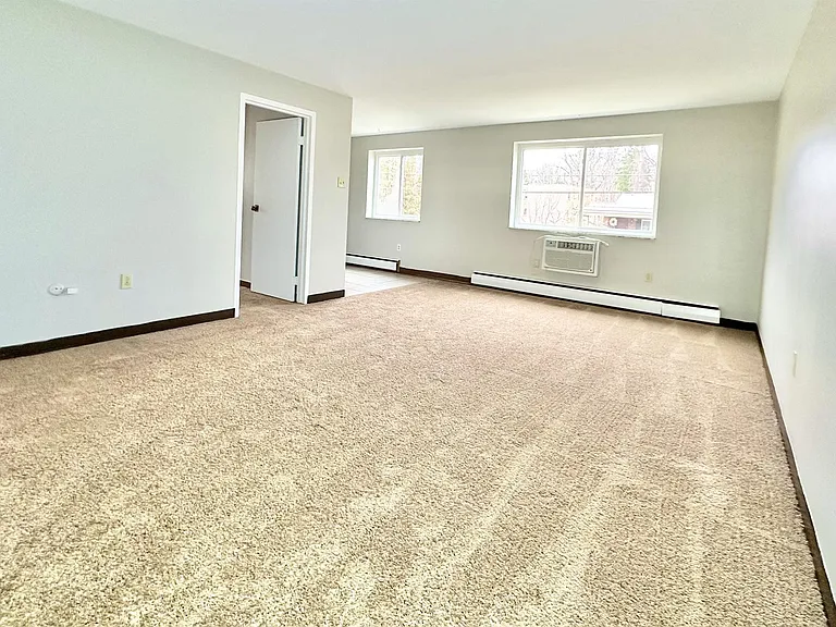 1BR (Unit 21)