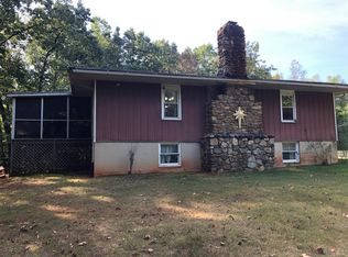 137 Clearwater Lodge Rd, Natural Bridge Station, VA 24579