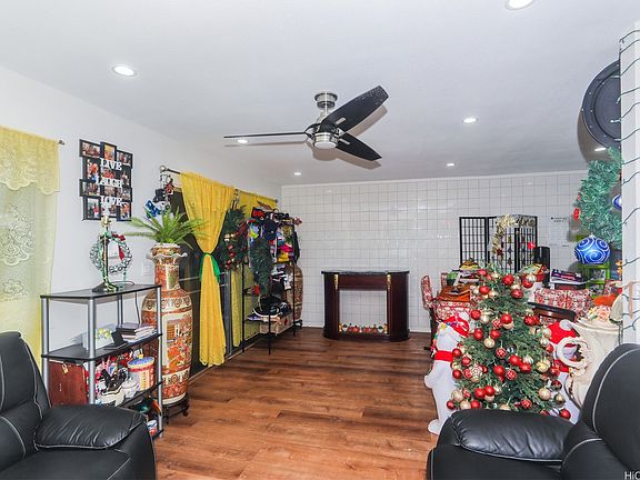 5th image of 91-627 Kilaha St APT 9