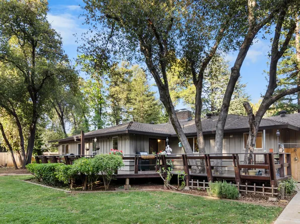 4084 Alta Mesa Dr, Redding, CA 96002