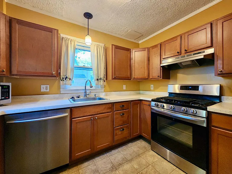 87 Falleson Rd — Photo 12